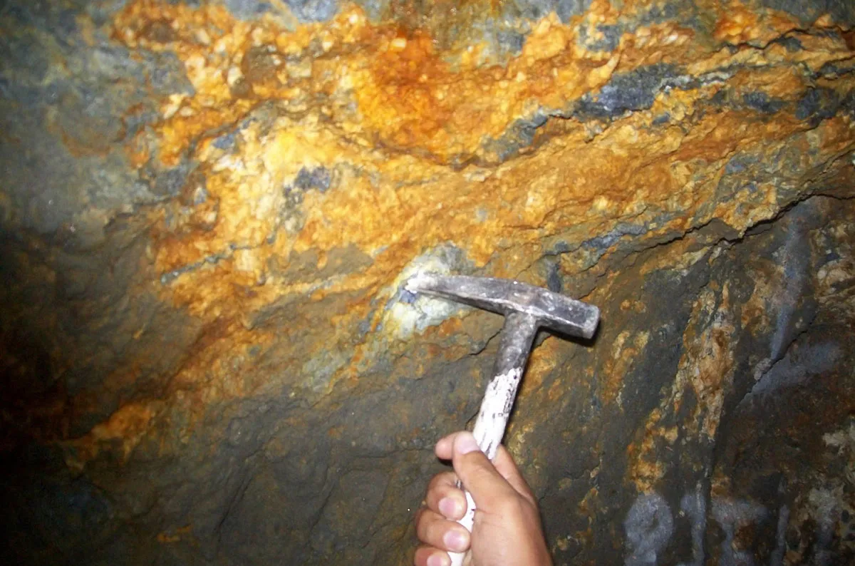 mina-de-oro