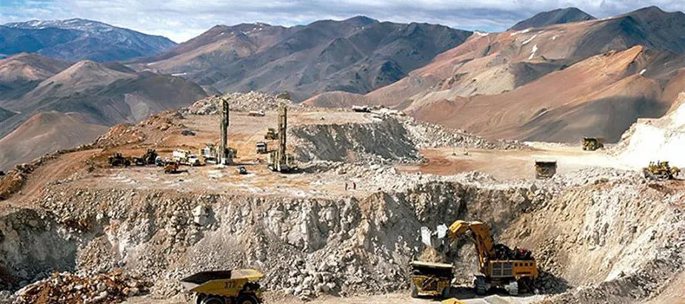 minera-Amarillo-Grande-Río-Negro