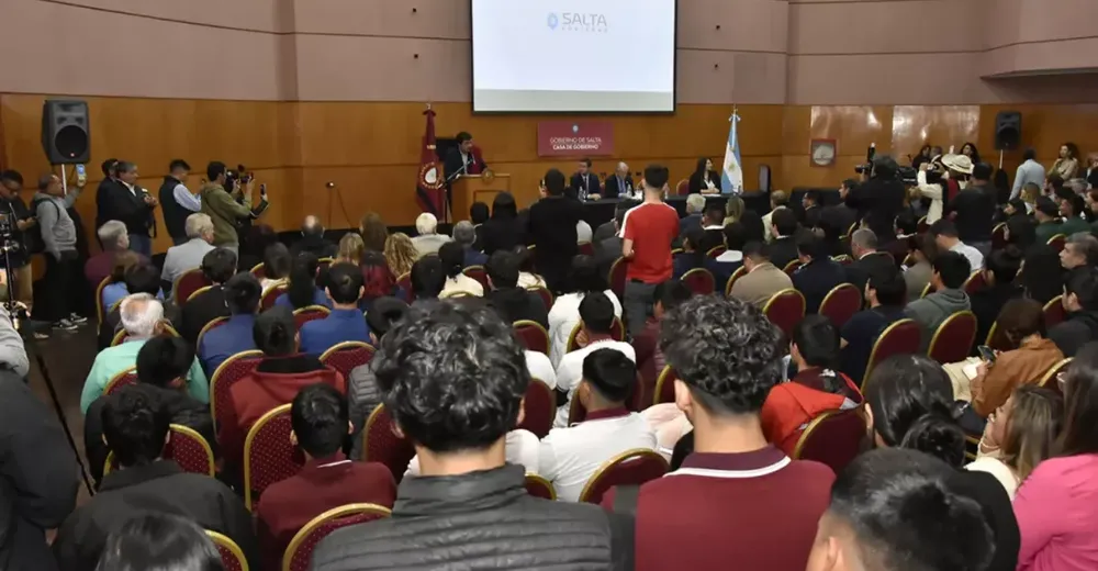 ‼ EL GOBIERNO REVELARÁ LOS DATOS DE LA PAUTA OFICIAL QUE MANTENÍA ALBERTO FERNÁNDEZ CON LOS MEDIOS DE COMUNICACIÓN httpswww.quepasasalta.com.arpoliticael-gobierno-nacional-dara-a-con - 2025-03-16T142055.051